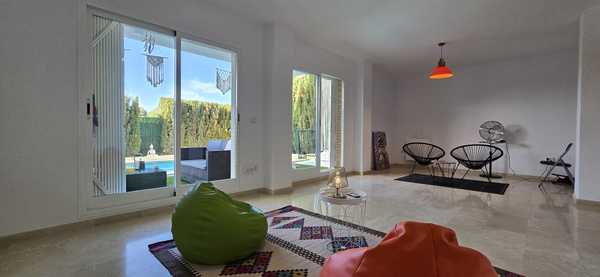 House 4 bedrooms 210m² in La Nucia