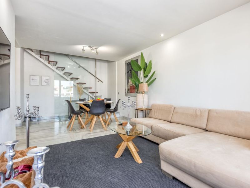 Apartment 3 bedrooms 202 m² in Malaga