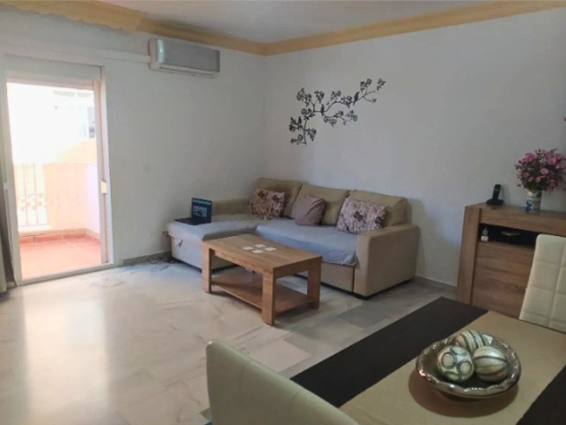 Apartamento 3 dormitorios 112 m² en Estepona