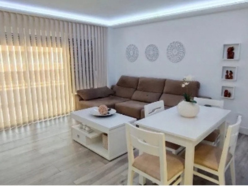 Apartment 3 bedrooms 90 m² in Torrevieja