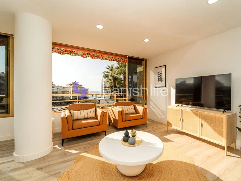 Apartment 4 bedrooms 124 m² in Benidorm Apartment 4 bedrooms 124 m² in Benidorm